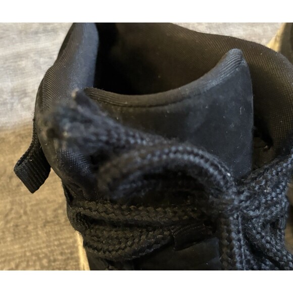 Nike Air Jordan 11 Retro Animal Instinct Black Sail White Kids Sz 1Y DO3857-010 - Picture 5 of 8